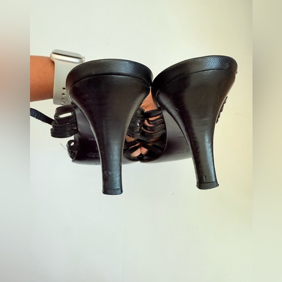 Prada Vintage Black Leather Caged Strappy Elongated toe pumps EU 40 - Picture 5 of 8